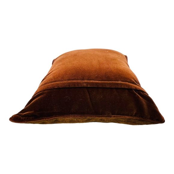 Vintage Needlepoint Scottish Terrier Dog Roses 17"x12"  rectangular Pillow - Picture 10 of 10